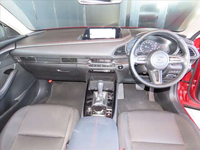 この度は、数ある掲載車両の中から当店の車両をご覧いただきまして、誠にありがとうございます