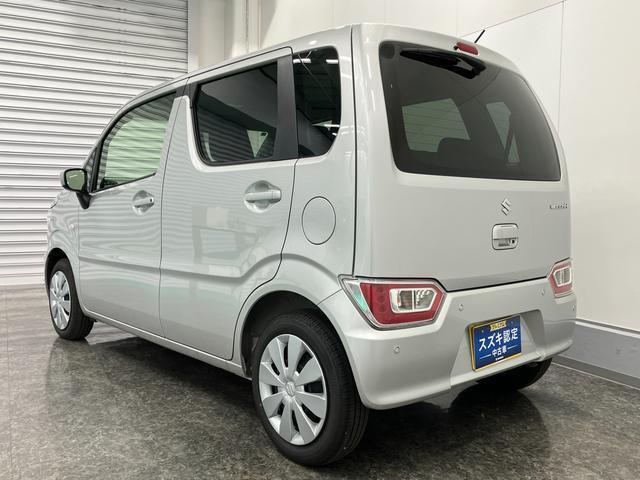 リヤドア・バックドアはスモークガラスを使用。外から中が見えにくくなっています。