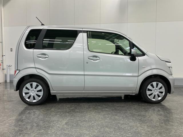 小回りが効くため、狭い道や駐車場でもストレス少なく運転ができます。