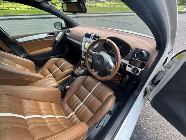 内装rotifromCBUアルカンターラ本革タン張替