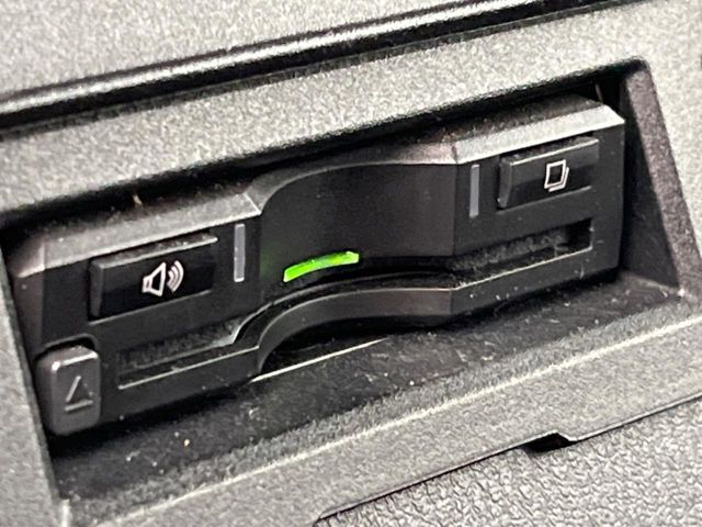 【ETC】高速道路の料金所をストレスなく通過！話題のスポットやサービスエリアに多い「スマートIC」利用時は必須のアイテムです。当店でセットアップを実施、ご納車当日からすぐにご利用いただけます！