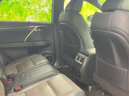 運転席側後部座席