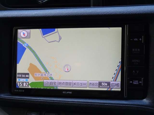 イクリプス製メモリーナビを装備してます。