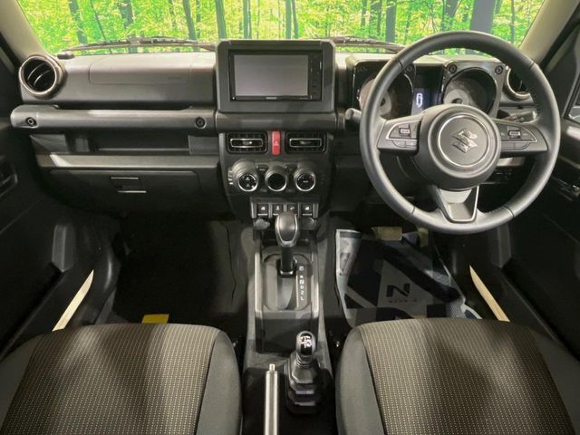 グループ総在庫数約30，000台！！全国の系列店からメーカー・車種問わずご紹介出来るので、あなたにピッタリのお車が見つかるはずです♪まずはお問い合わせ下さい☆