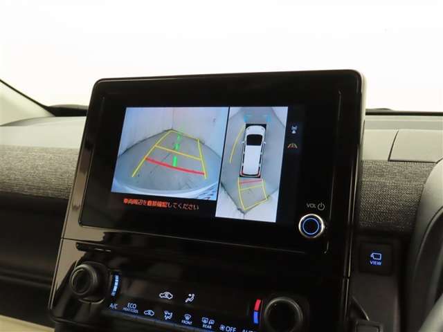 パノラミックビューモニターを装備しております。