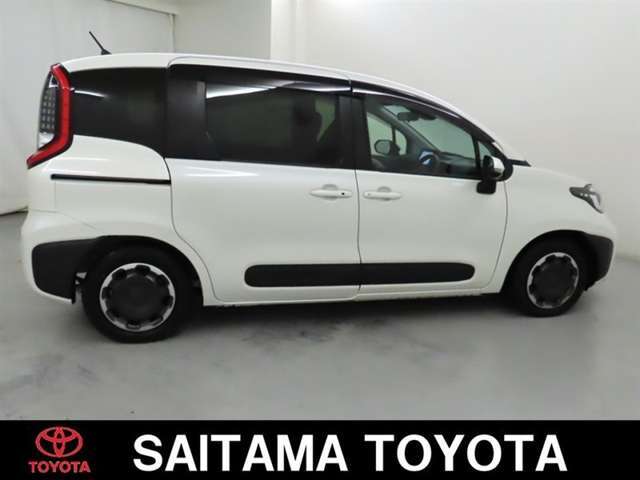 トヨタの「ロングラン保証」付き。メ-カ-を問わず、走行距離無制限、埼玉トヨタで中古車をお買い上げいただいたお客様に安心で快適なカ-ライフをお約束する1年間の保証です。有料で延長もできます。