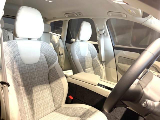 VOLVOのシートは人間工学に基づいた設計となっており、長時間の運転でも疲れにくいと定評があります。当店ではモデルにより試乗可能なお車もご用意しておりますので、ぜひ座り心地をご体感ください。