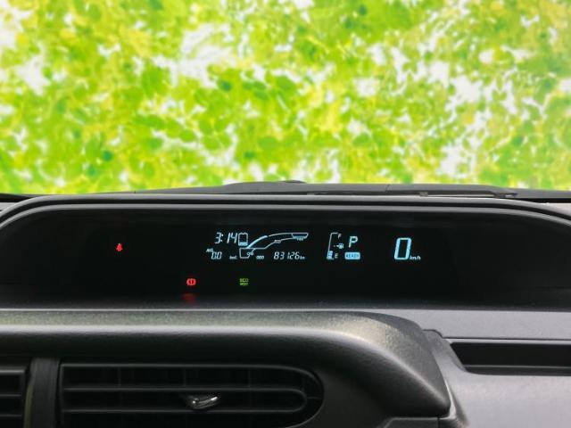 WECARSの展示場では実際に見て、触ってお車をお選びいただけます！知識の豊富な営業スタッフが様々なカーライフをご提案いたします！