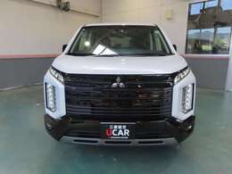 純正LEDライト　フォグランプ　雪道や、悪路を明るく照らします。