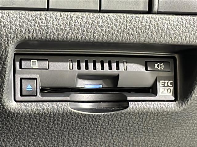 【　ETC　】今やカーライフにおける重要性はナビにも匹敵するのではないでしょうか。セットアップを行うことで利用可能になります。