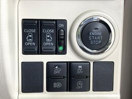 【両側パワースライドドア】スマートキーや運転席のスイッチで後席両側スライドドアの開閉が可能♪電動だから力を入れてドアを開ける必要が無く、小さなお子様でも簡単に開け閉めでき快適です♪