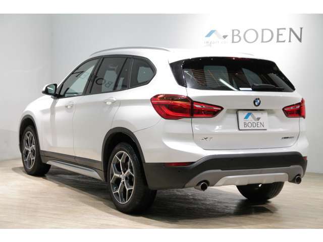 BMWのコンパクトSAVのX1が入庫いたしました。