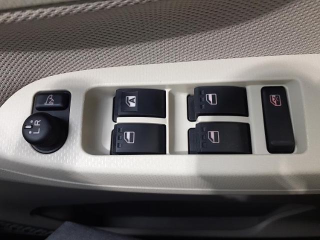 こちらのお車はいかがでしょうか？少しでも気になっていただけましたら是非お問い合わせください！さらにお車の詳細をお送りいたします！