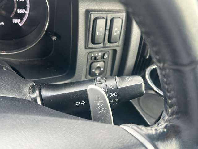 各種スイッチ類（使用の用途はスタッフにご質問下さい）