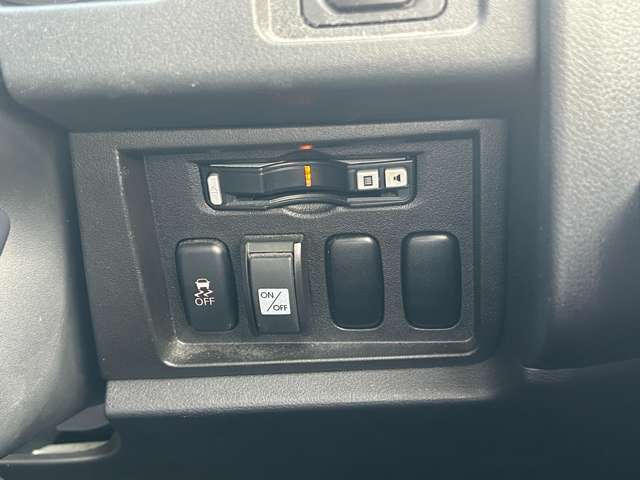 通常はETCのセットアップまでさせて頂きご納車致しますが、遠方のお客様にはご対応できないケースもございますのでご了承下さい。