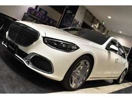 ★外装・内装ともに大きな傷や凹み等なく弊社の展示車輌は自社の厳選なる基準と第三者機関（2社）のチェックを行い良品にこだわって展示をしております。修復歴のある車輌は展示しておりません。★