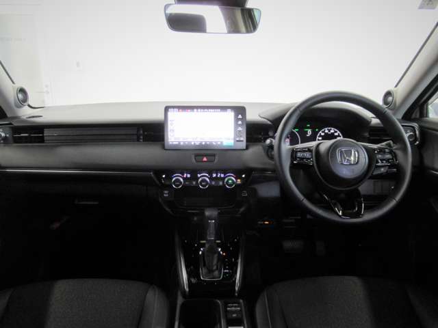 当店の車は全台保証付きで購入後も安心です。保証期間中は全国のホンダディーラーで保証修理を受け付けております。（詳細はスタッフまで！）