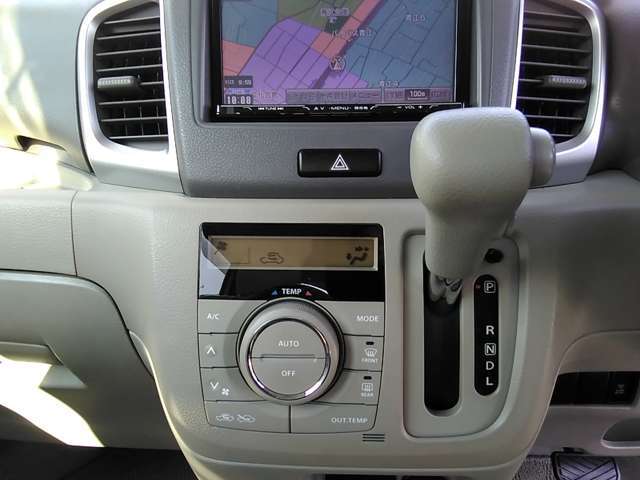 インパネシフトCVT