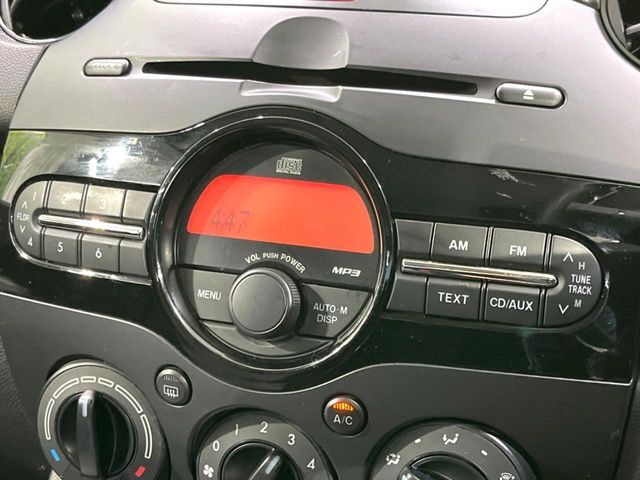 お好きな音楽を車内でお楽しみいただけます♪スピーカー交換・ウーハー追加などの音質向上や、最新ナビ・後席モニター等の取り付けも是非ご相談ください！