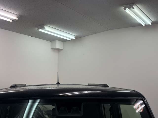 当店は16号線沿いにあります。「軽」未使用車専門店と書かれている赤色の看板が目印です。