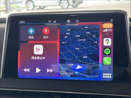 【純正メモリナビ】アップルカープレイやブルートゥース接続など多彩な機能を併せ持っており、インパネ周りがすっきりしてますね！
