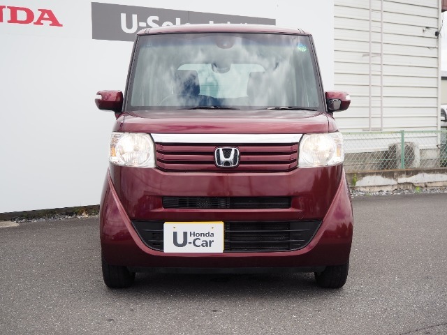ガラス面も広く　見下ろし感覚で運転できます