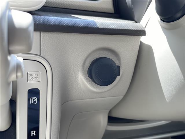 【内装の除菌消臭】車内の細菌やカビを除去しニオイの元となる菌の抑制をします。様々な物質に直接反応して酸化、分解します。人気オプションの一つです。