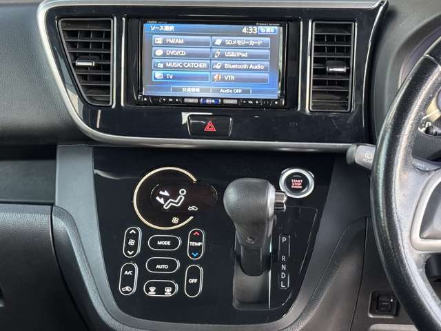 クラリオンSDナビ　フルセグTV  タッチパナんエアコン