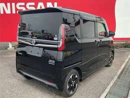 最大104項目を点検・整備法定点検の整備に加え、日産独自の点検整備を実施。基準を満たしていない消耗部品を交換いたします。