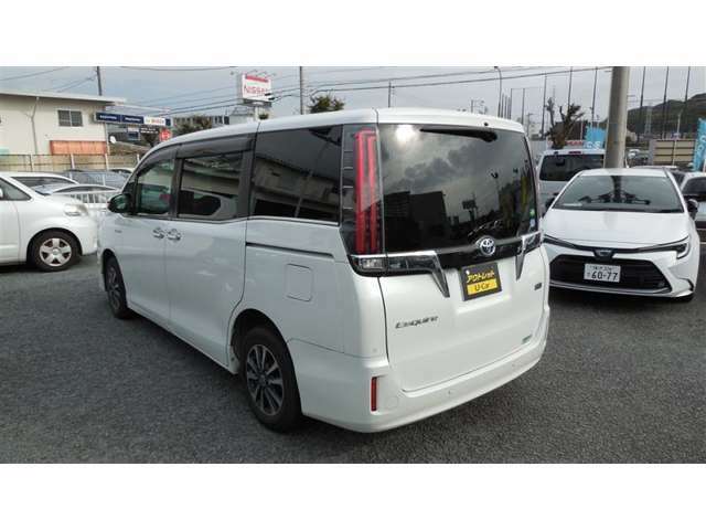 ★当店の展示車両に、ご興味を持っていただき誠にありがとうございます。ネット掲載車両の為、売約済みの場合もございますので、ご来店前に在庫のご確認をお願い致します。