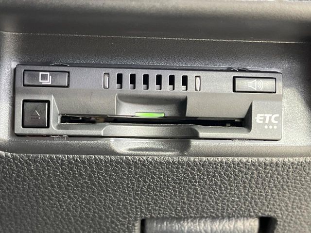 【ETC】高速道路の料金所をストレスなく通過！話題のスポットやサービスエリアに多い「スマートIC」利用時は必須のアイテムです。当店でセットアップを実施、ご納車当日からすぐにご利用いただけます！