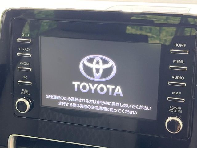 【ナビ機能付きディスプレイオーディオ】ナビ機能搭載の他、お持ちのスマートフォンと連携して、ナビやbluetoothでの音楽再生が可能です♪デザインはもちろん操作性も良好！