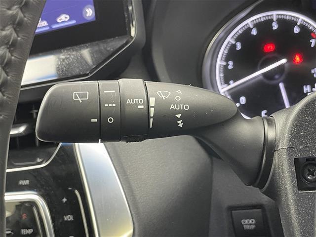 【運転席操作部】快適なドライブを楽しむための機能が装備されています！運転席から触れるので、使いやすいです！除菌プランいれていただくと、さらに清潔で安心していただけます！