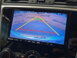 【バックカメラ】駐車時に後方がリアルタイム映像で確認できます。大型商業施設や立体駐車場での駐車時や、夜間のバック時に大活躍！運転スキルに関わらず、今や必須となった装備のひとつです！