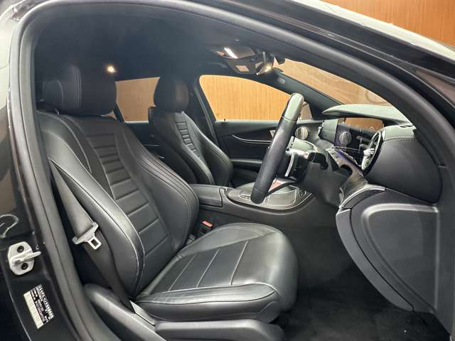 安心してカーライフを始めていただくことが出来るよう、納車前にディーラー整備工場もしくは熟練メカニックが在籍する輸入車専門の整備工場にて点検を行い、必要な整備を実施いたします。