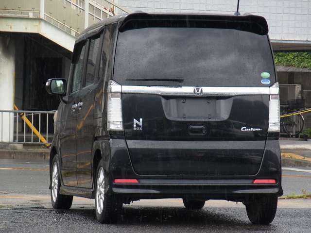 「壱五屋」へは、京都市内方向からは五条通より国道1号線を東へ、京都東IC、大津方面からは国道1号線を京都市内方面へ、1号線と外環状線の交差点「東野」を南方向へ。　その後名神高速をくぐってすぐ左側です。
