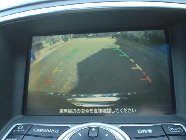 駐車時には大助かりバックカメラ♪