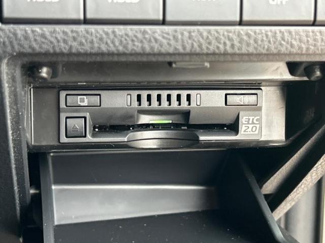 国産車から輸入車まで多様なお客様のニーズのお応えできるように、全国規模で豊富な在庫展開！車のことならWECARSへ！