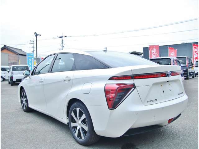 近隣のお客様は総額の費用で購入頂けます。県外のお客様は陸送費と県外登録費用が掛かります。全国どこでも販売陸送が可能です。佐賀、長崎、熊本、大分、鹿児島、宮崎、首都圏、大阪、愛知など。