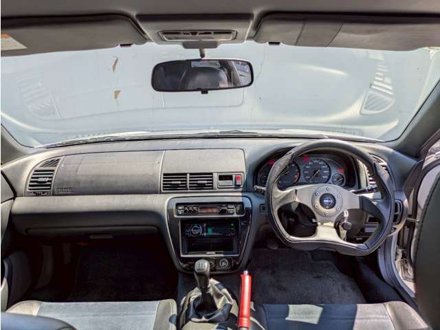 お車の下取り・買取にも力を入れております。大事にされてきたお客様の愛車を丁寧に査定させて頂きます。