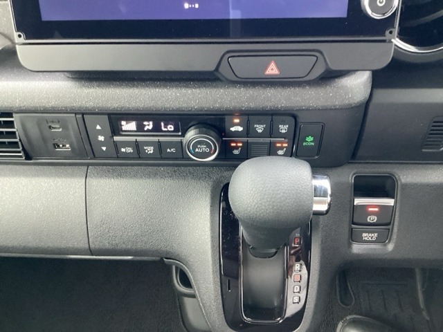この度は、当店のお車をご覧いただきまして誠にありがとうございます。お気軽にお問い合わせください。