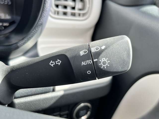 当社のアフターサービスの関係で、こちらのお車は群馬県在住の方に販売を限らせていただきます。