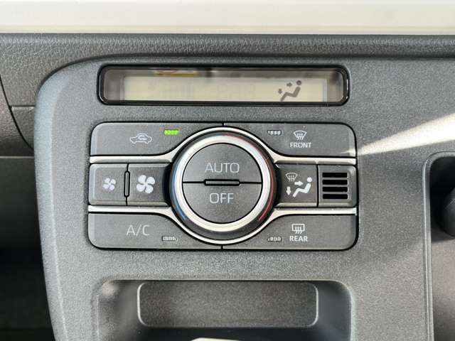 当社のアフターサービスの関係で、こちらのお車は群馬県在住の方に販売を限らせていただきます。