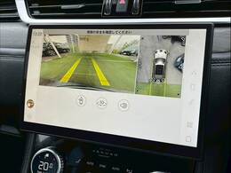 「アラウンドビューモニター」を装備で駐車が苦手な方でも安心です。