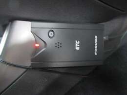 ■　装備4　■　ETC：高速道路を使用するなら必須アイテムです！