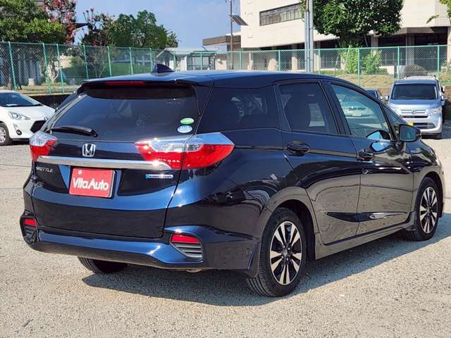 ★画像や動画を見ただけでお車の検討を進める事に抵抗がある方でも気軽に利用できるオンライン商談ならお車の検討はもちろん営業担当や店舗の様子も生中継でご覧いただけますので安心してお車をご検討頂けます。