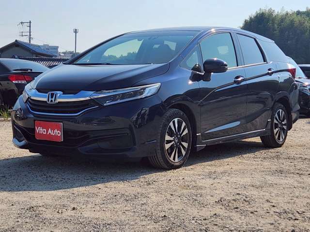 当店はご予約優先となります。特に週末お客様のご来店が多く店内が非常に混み合っており突然のご来店になりますと充分なご対応が出来ない場合がございます。事前にお電話または公式LINEにてご予約下さい！