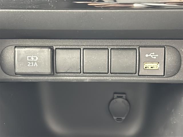 【運転席操作部】快適なドライブを楽しむための機能が装備されています！運転席から触れるので、使いやすいです！除菌プランいれていただくと、さらに清潔で安心していただけます！