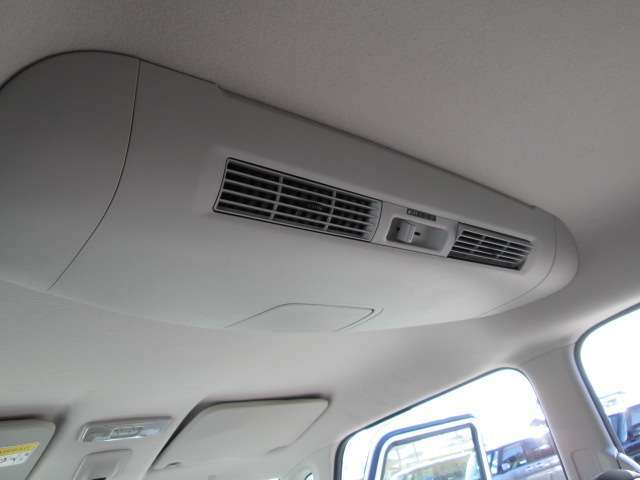 オートエアコンは設定温度まで自動で調整してくれます。