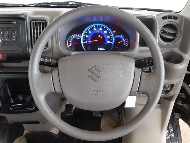 ■　ハンドル　■　エンジンスターター、ドライブレコーダー、ETC、GPSオービスレーダー、スタッドレスタイヤ＆アルミホイールなどの販売取付けも行っております。